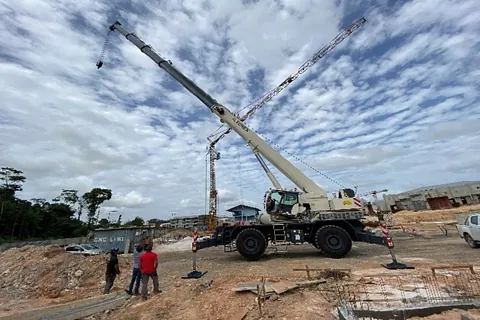 TEREX RT90 sur chantier
